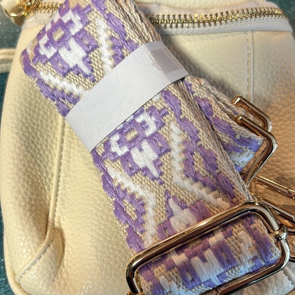 Ellie Vegan Leather Crossbody in Cream - Picture 2 of 4